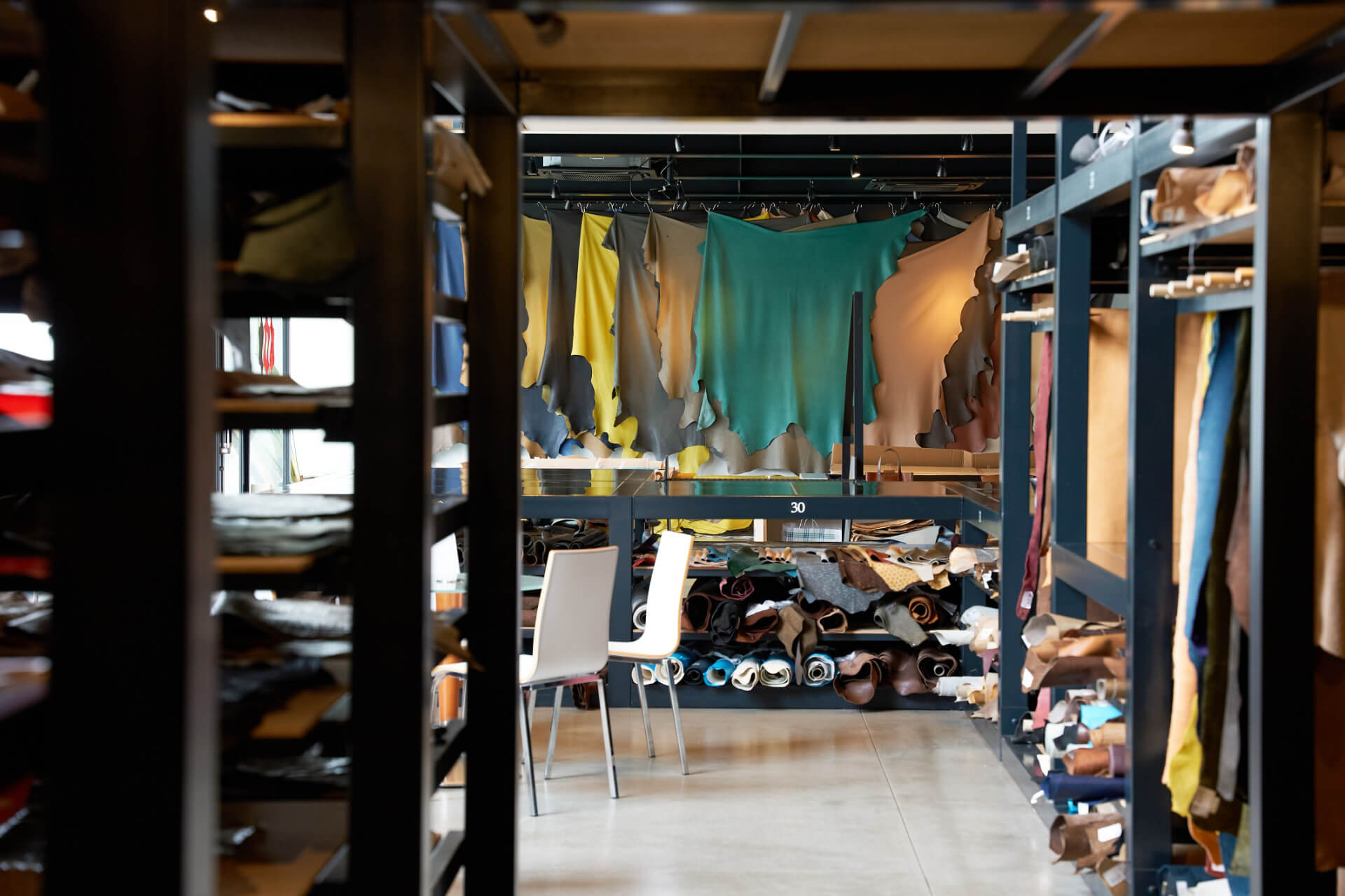 株式会社 三昌 JAPAN LEATHER JOURNAL